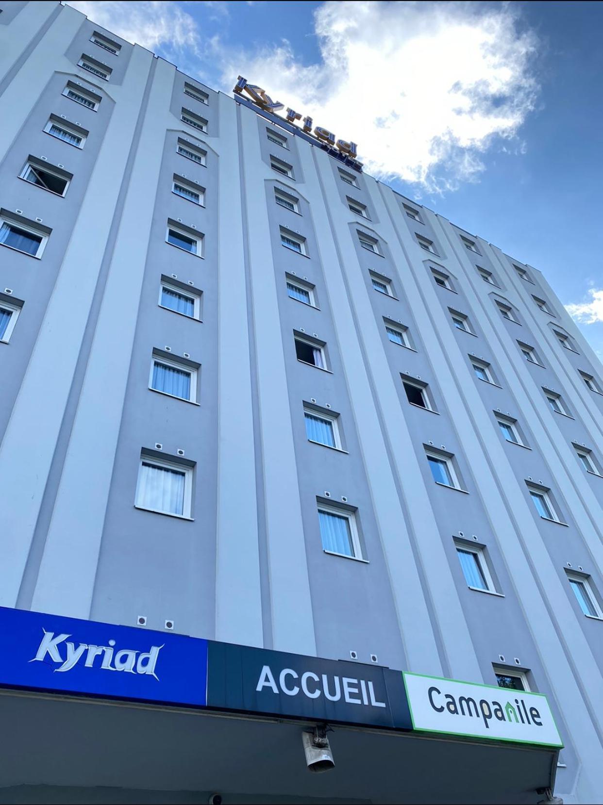 Kyriad Le Blanc-Mesnil Exterior photo